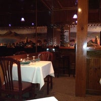 Das Foto wurde bei Anjon&amp;#39;s Italian Restaurant von Jonathan am 11/18/2012 aufgenommen