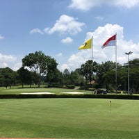 Photo taken at Singapore Island Country Club (SICC) by kuni k. on 3/3/2018
