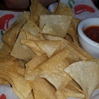 Photo taken at Chili&amp;#39;s Grill &amp;amp; Bar by Andrea W. on 4/21/2018
