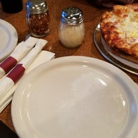 6/3/2017にPaul S.がBuddyz Pizzaで撮った写真