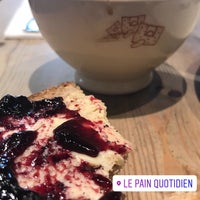 Photo taken at Le Pain Quotidien | Gold Coast by Renata B. on 5/7/2018