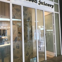 Photo taken at Pressed Juicery by JDH on 8/29/2018