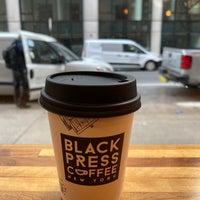 Foto tirada no(a) Black Press Coffee por Amira K. em 1/21/2020