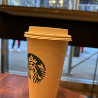 Photo taken at Starbucks by Londowl on 1/18/2022