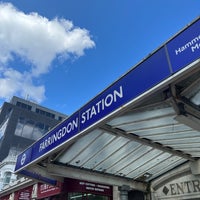 Photo taken at Farringdon Railway Station (ZFD) by Londowl on 6/21/2023