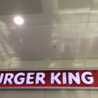 Photo taken at Burger King by Kahraman 🦁 S. on 11/4/2016