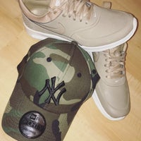 Foot Locker - Binnenstad - Veldstraat 80