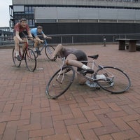 รูปภาพถ่ายที่ Staats- und Universitätsbibliothek Bremen (SuUB) โดย Moerkerk P. เมื่อ 4/9/2013