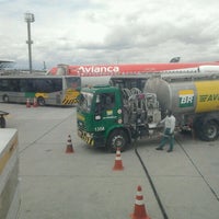 Photo taken at Voo Avianca O6 6178 by Anderson Paulo S. on 9/27/2012