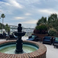 Foto scattata a Courtyard Charleston Waterfront da Jeff il 9/6/2023