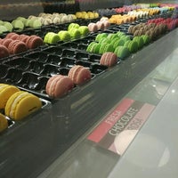 Das Foto wurde bei Avenue Macaron von Eva V. am 7/12/2016 aufgenommen