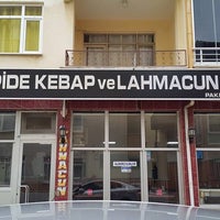รูปภาพถ่ายที่ Karadeniz Pide, Kebap ve Lahmacun Salonu โดย Karadeniz Pide, Kebap ve Lahmacun Salonu เมื่อ 9/30/2016