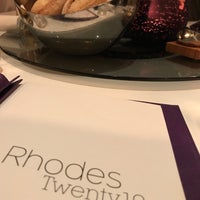 รูปภาพถ่ายที่ Rhodes Twenty10 โดย Abdullah🃏ACE เมื่อ 1/30/2018