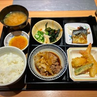やよい軒 金沢増泉店 定食屋