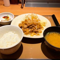 やよい軒 金沢増泉店 定食屋
