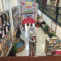 Photo taken at Librería Maranatha by Chema P. on 5/12/2016