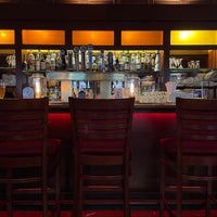 3/24/2022 tarihinde Evan Z.ziyaretçi tarafından Onieal&amp;#39;s Grand Street Bar &amp;amp; Restaurant'de çekilen fotoğraf