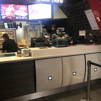 2/24/2019 tarihinde Simon L.ziyaretçi tarafından KFC'de çekilen fotoğraf