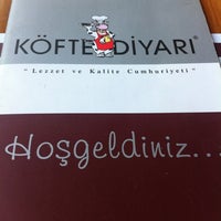 รูปภาพถ่ายที่ Köfte Diyarı โดย Hasret G. เมื่อ 10/22/2012