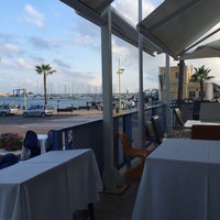 Foto diambil di Restaurante El Faro oleh Carlos E. pada 6/30/2014