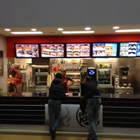 Photo taken at Burger King by ShoTiko on 10/25/2012