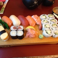 Photo taken at Teka Sushi by Steno on 5/26/2013