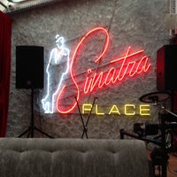 5/7/2013 tarihinde Alexziyaretçi tarafından Sinatra Place'de çekilen fotoğraf