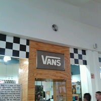 vans plaza jardin