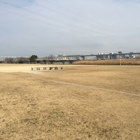 Photo taken at 小松川ソフトボール場 (6面) by Takahisa F. on 3/5/2016