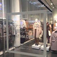 Photo taken at H&amp;amp;M by Takahisa F. on 9/21/2018