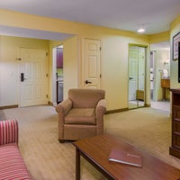 Foto diambil di Homewood Suites by Hilton oleh Chris F. pada 4/22/2015