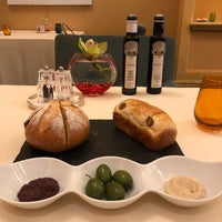 Photo taken at Mezzaluna Italian Restaurant by GS SONG . on 9/18/2019