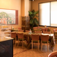 6/28/2017에 lusy&amp;#39;s Mediterranean Cafe and Grill님이 lusy&amp;#39;s Mediterranean Cafe and Grill에서 찍은 사진