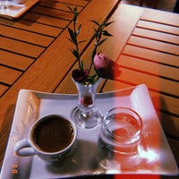 Photo taken at MD Acıktım Cafe by Gözde A. on 4/26/2018