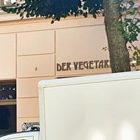 Photo taken at Der Vegetar by Vincent A. on 9/16/2016
