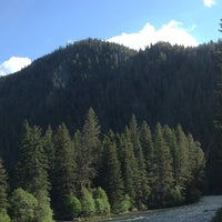 Foto tirada no(a) Montana Whitewater and Yellowstone Zipline por 🎀Courtney B. em 6/22/2013