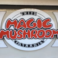 Photo taken at The Magic Mushroom Gallery by Gerardo on 9/1/2017