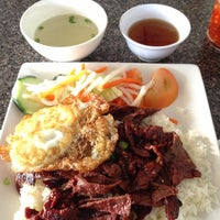 Photo taken at Pho-King Delicious by Savonn T. on 4/16/2013