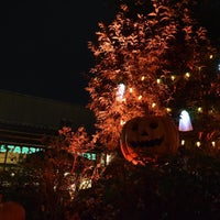 Photo taken at Starbucks Coffee 南町田グランベリーモール店 by T M. on 10/10/2016