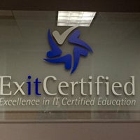 Foto diambil di Exit Certified oleh Tim G. pada 1/27/2016