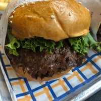 Photo taken at Super Duper Burgers by Kazuo U. on 7/4/2023