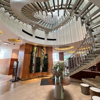 รูปภาพถ่ายที่ The Westin Warsaw โดย Masha เมื่อ 6/27/2023