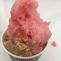 Foto scattata a Gelataria Neveiros da João D. il 7/23/2015