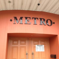 Photo taken at Metro Grille by Summergrl on 10/4/2012