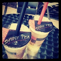 Photo taken at Shiny Tea by Sang Arifianto F.A.K. S. on 12/7/2012