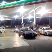Photo taken at Gasolineria Periferico - Viaducto by Andres Fernando R. on 9/12/2013