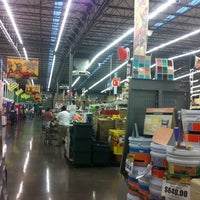 evaluaciones de empleados de Walmart sobre la cultura de la empresa, los salarios, los beneficios, el equilibrio entre el trabajo y la vida personal, la seguridad, 