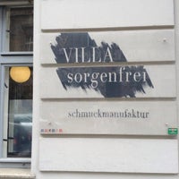 Das Foto wurde bei Villa Sorgenfrei Schmuckmanufaktur von Villa Sorgenfrei Schmuckmanufaktur am 9/8/2016 aufgenommen