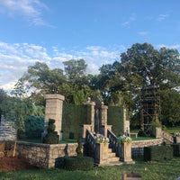 Das Foto wurde bei Shakespeare in the Park von K M. am 5/31/2019 aufgenommen