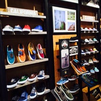 vans store